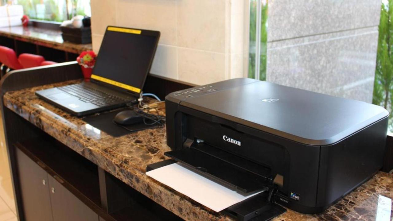 Toyoko Inn Nagareyama-Otakanomori Ekimae Ngoại thất bức ảnh